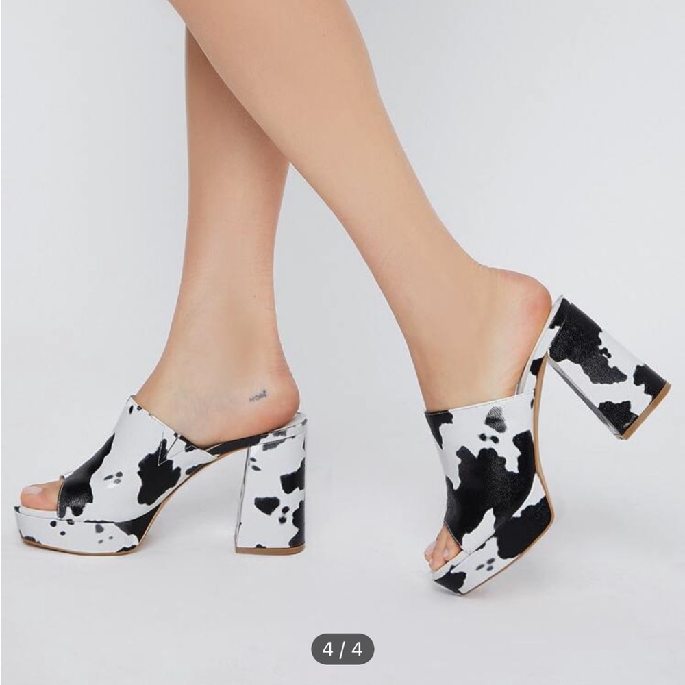 Faux Leather Open-toe Slip-on Block Heels - Picture 3 of 3
